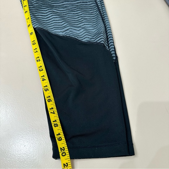 Nike Pro Dri-Fit Leggings Size Medium - Picture 11 of 11